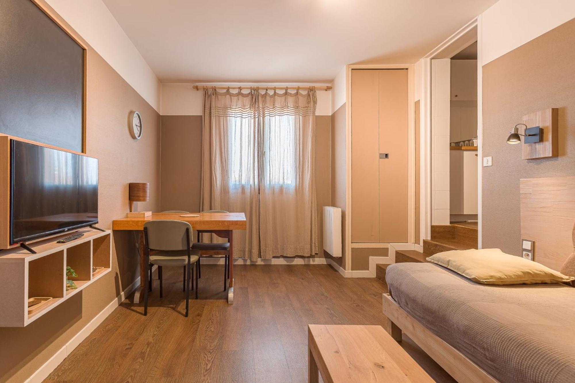 Residence L'Atelier Ennezat Bagian luar foto